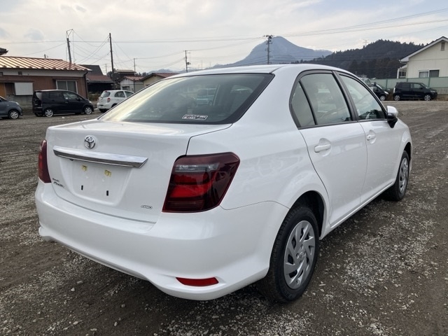 TOYOTA COROLLA AXIO