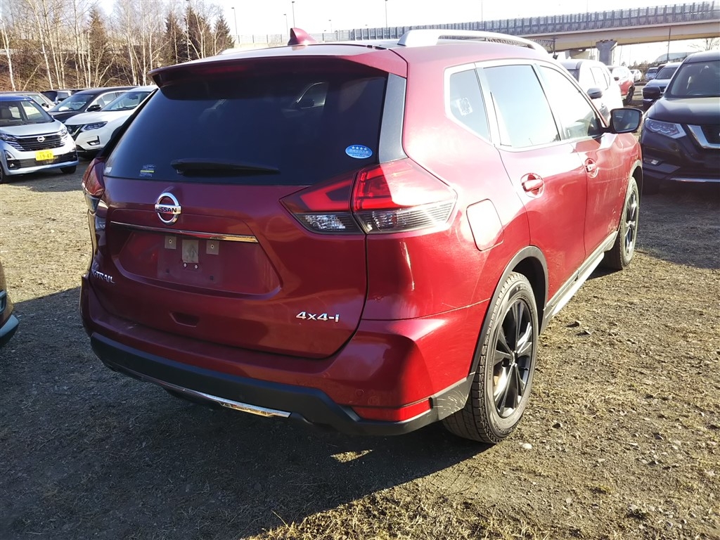 NISSAN X-TRAIL