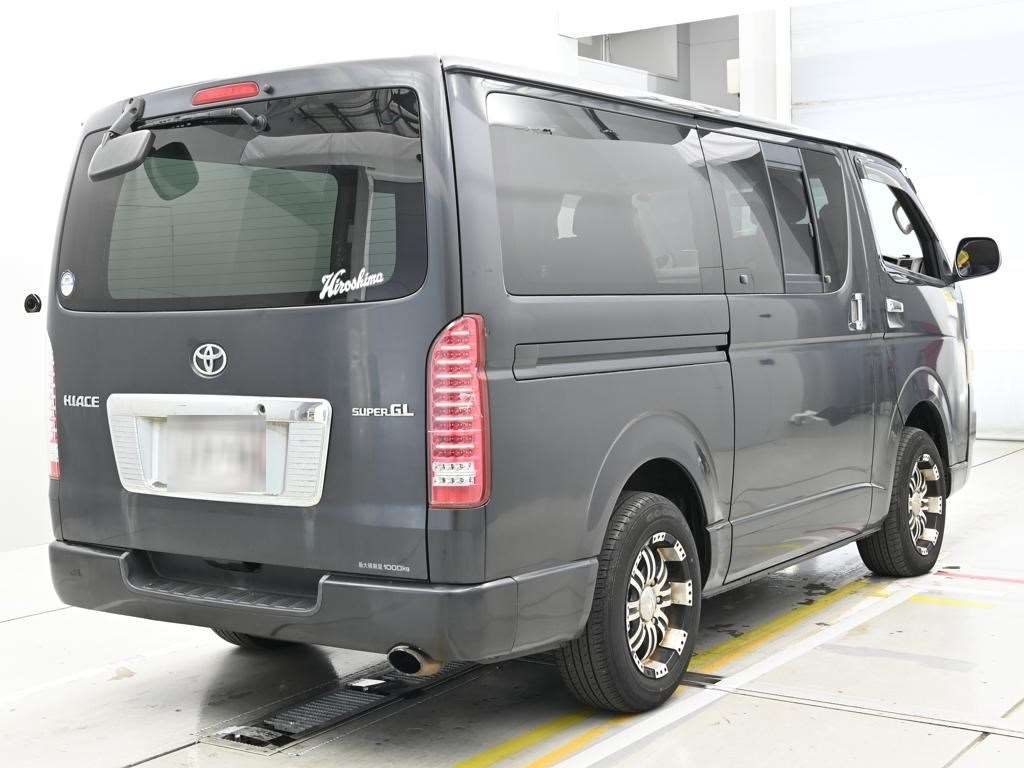 TOYOTA REGIUS ACE