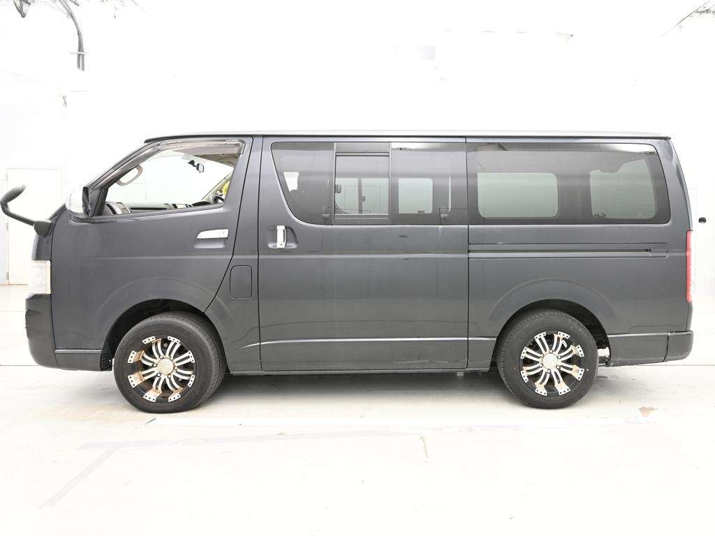 TOYOTA REGIUS ACE