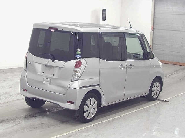 MITSUBISHI EK SPACE