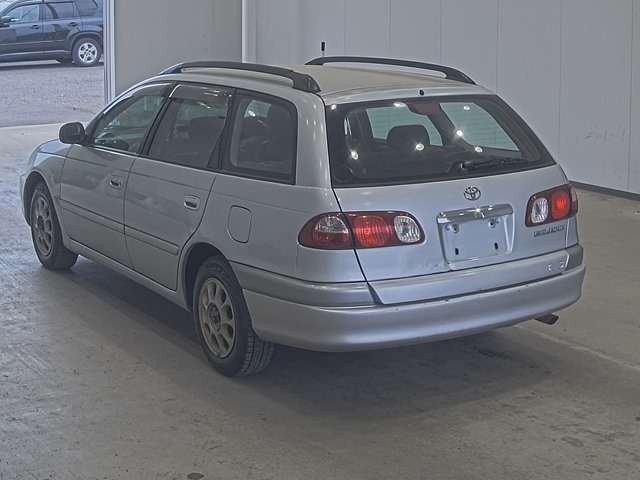 TOYOTA CALDINA