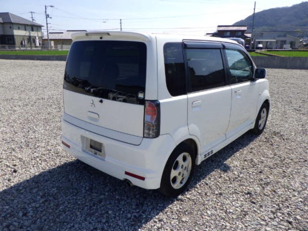 MITSUBISHI EK SPORT