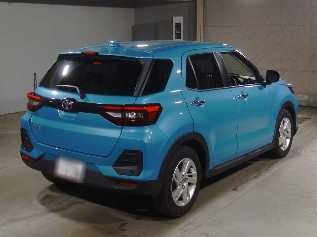 TOYOTA RAIZE