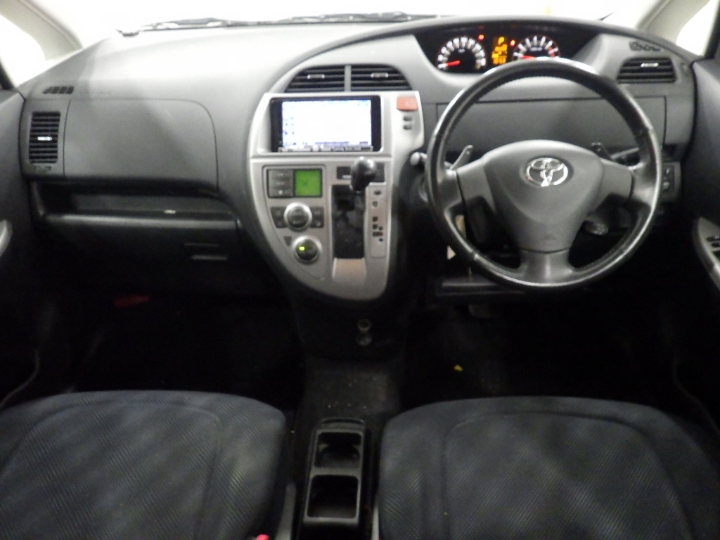 TOYOTA RACTIS