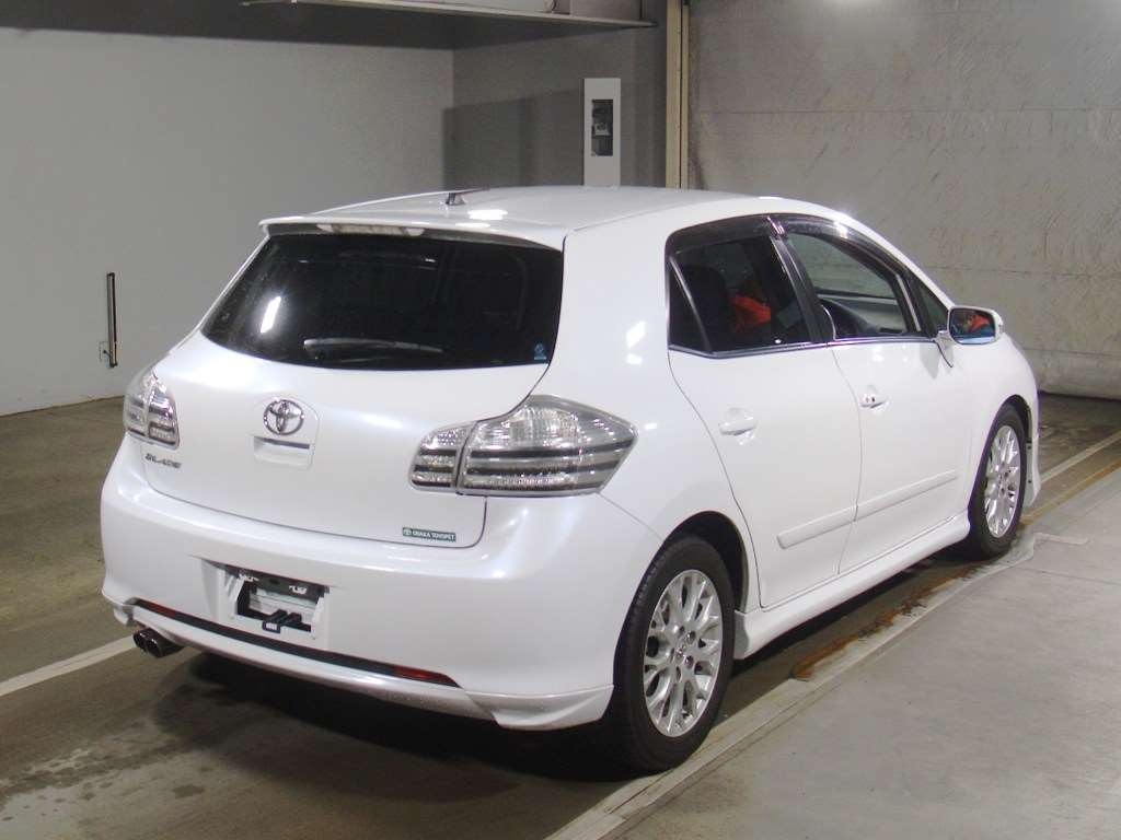 TOYOTA BLADE