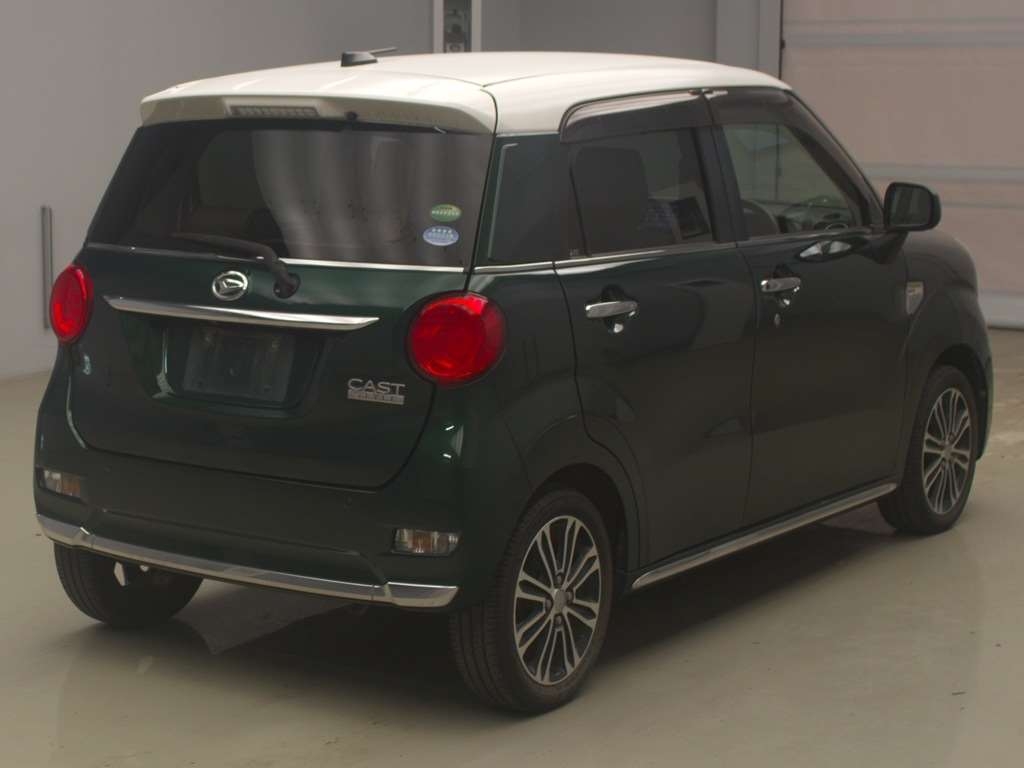 DAIHATSU CAST