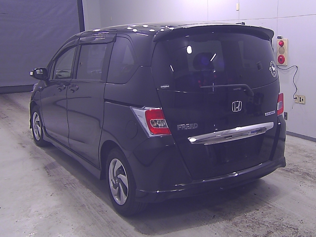HONDA FREED