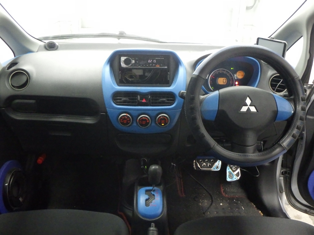 MITSUBISHI I