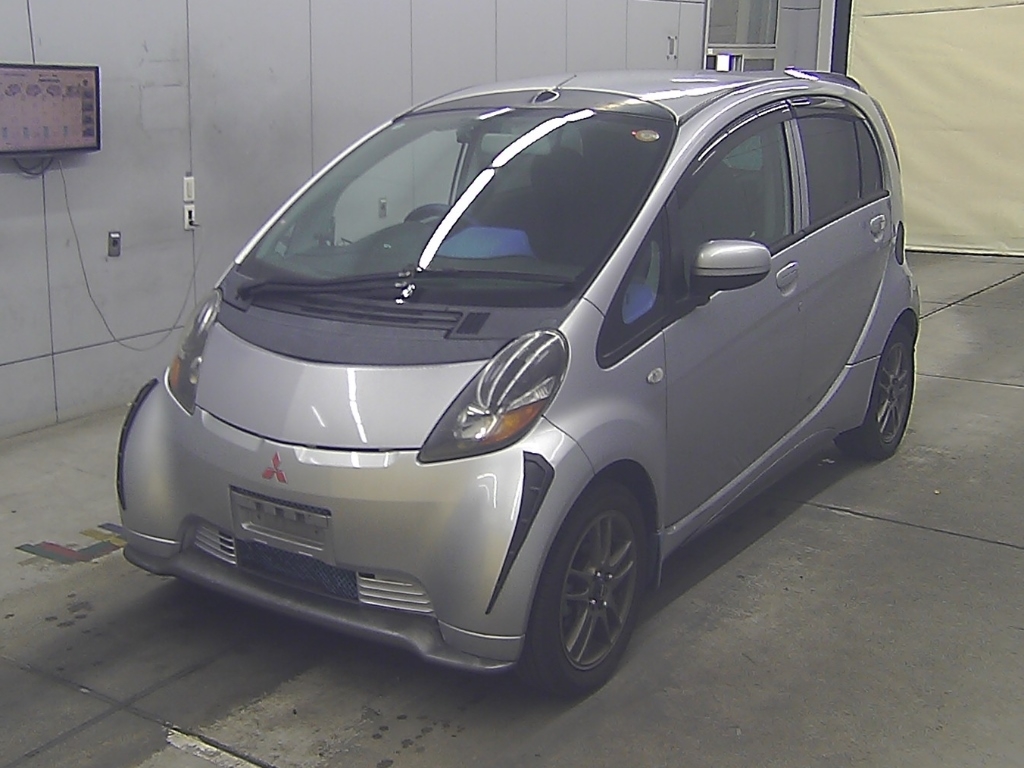 MITSUBISHI I