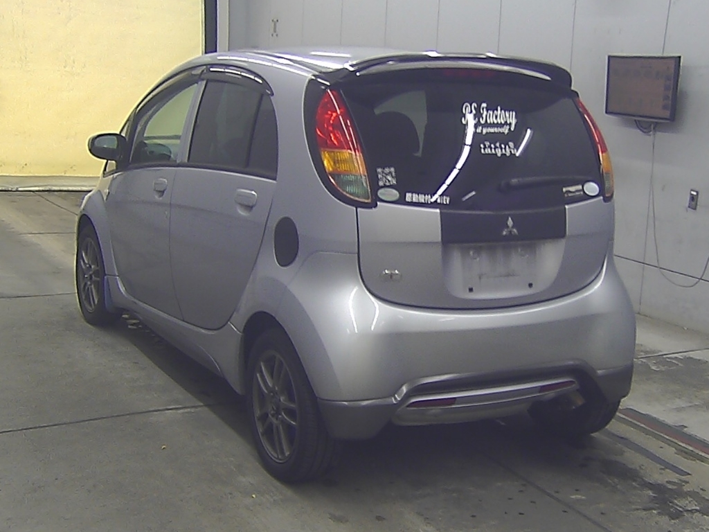 MITSUBISHI I