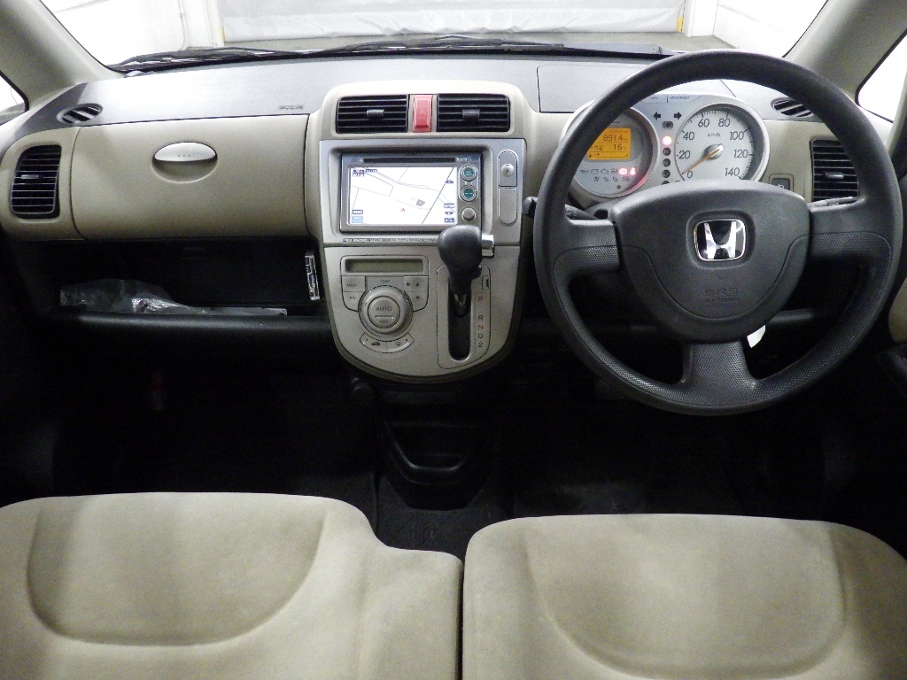 HONDA LIFE
