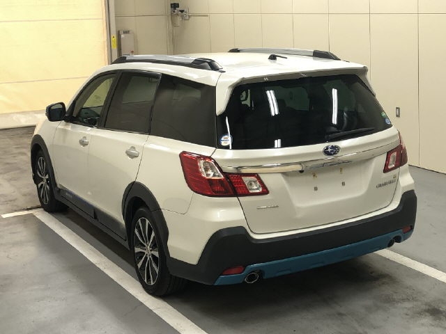 SUBARU EXIGA CROSSOVER 7
