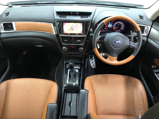 SUBARU EXIGA CROSSOVER 7