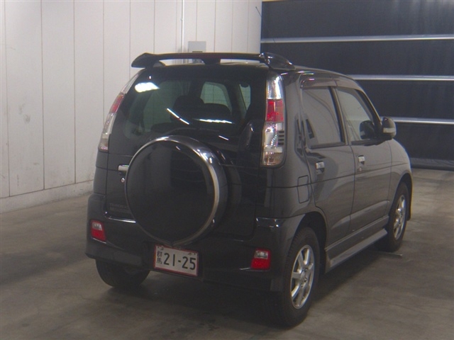 DAIHATSU TERIOS KID