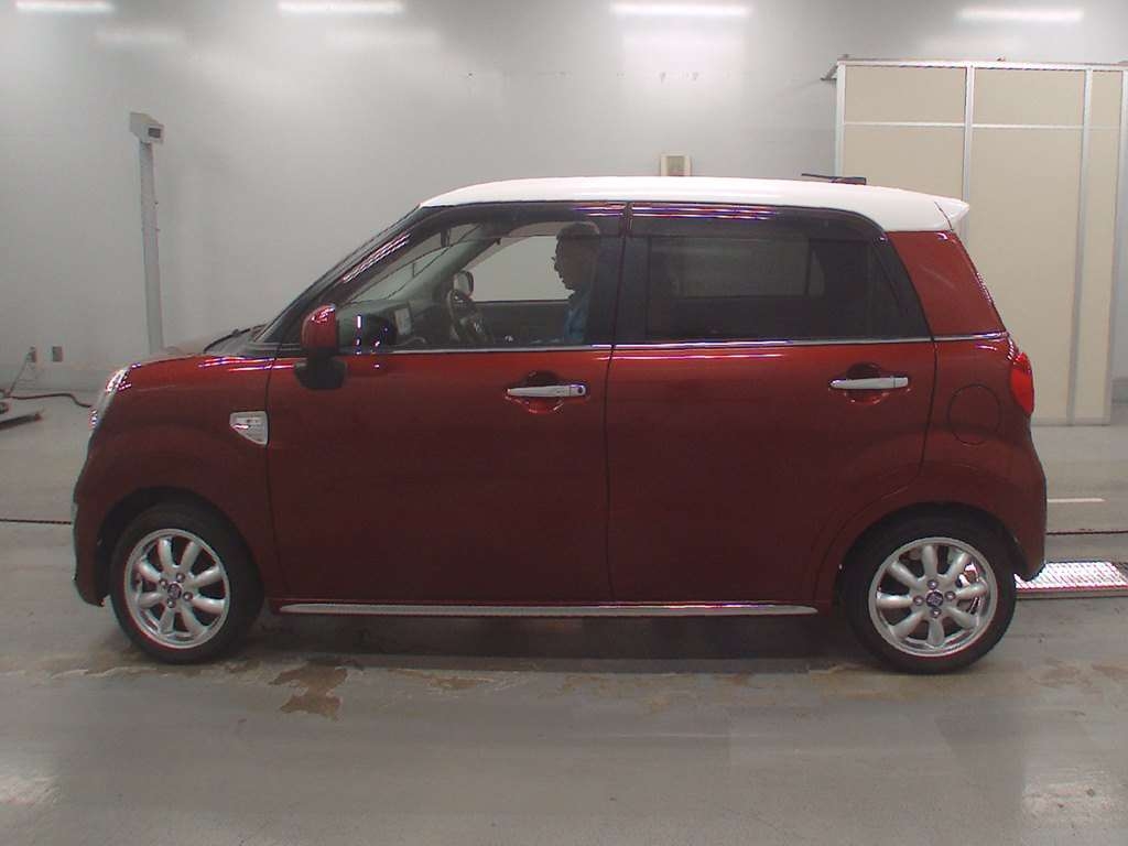 DAIHATSU CAST