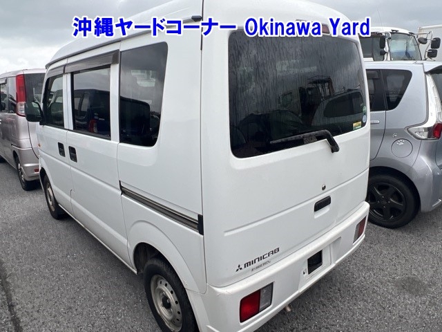 MITSUBISHI MINICAB