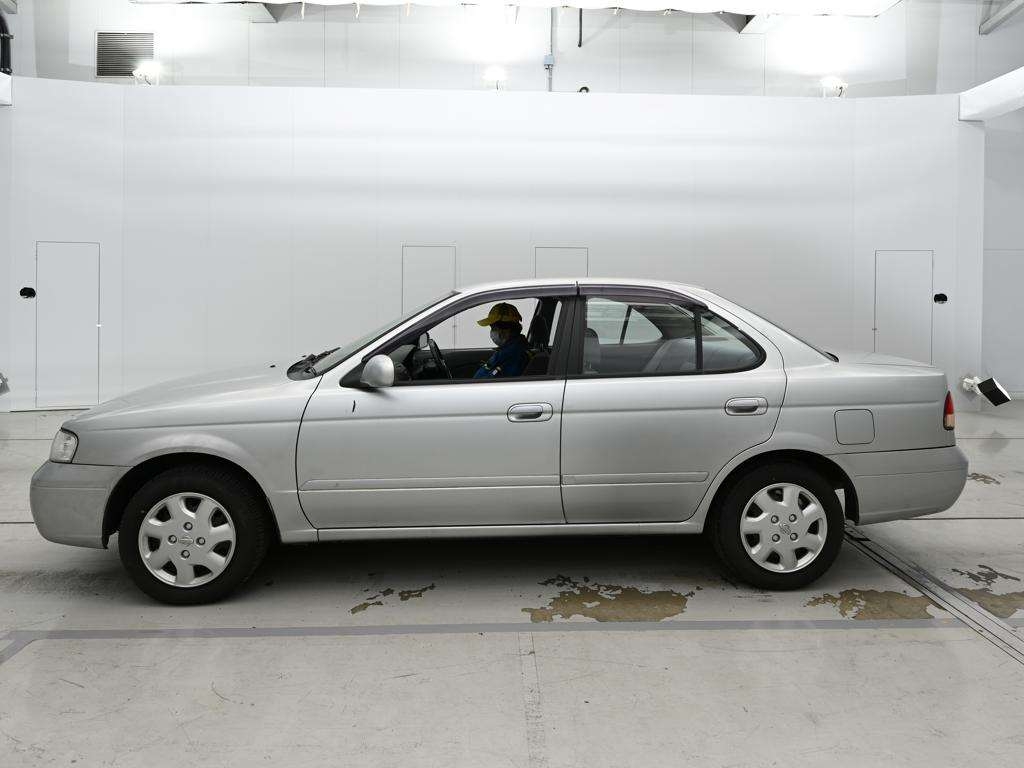 NISSAN SUNNY