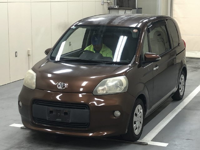 TOYOTA PORTE