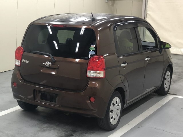 TOYOTA PORTE