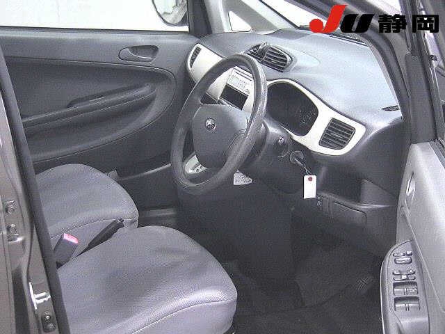 SUBARU R2