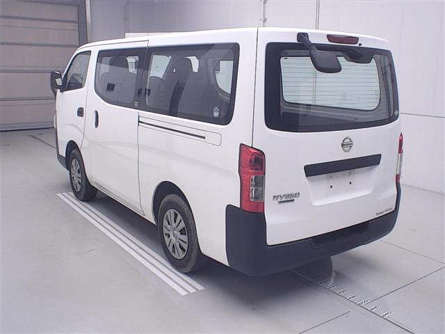 NISSAN NV350 CARAVAN