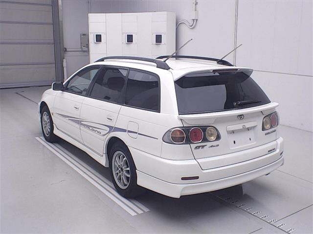 TOYOTA CALDINA