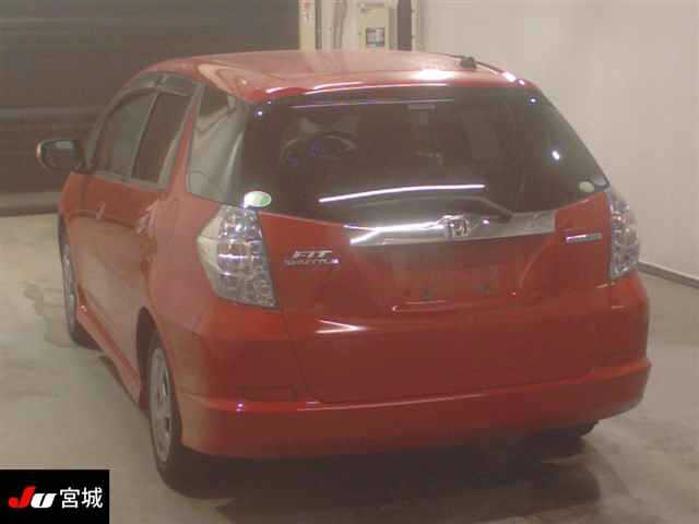 HONDA FIT SHUTTLE