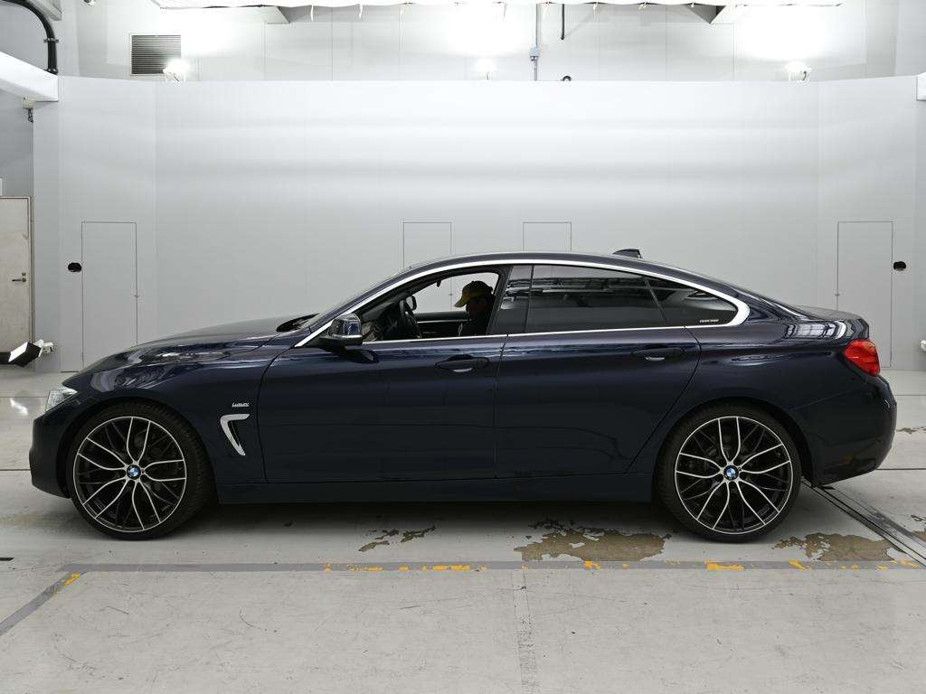 BMW 4-SERIES