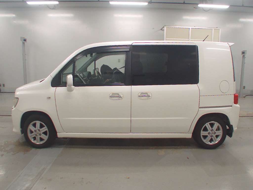 HONDA MOBILIO SPIKE