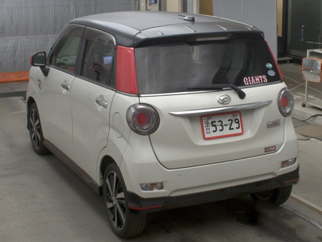 DAIHATSU CAST