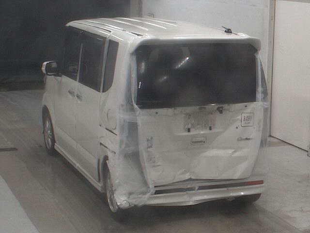 HONDA N-BOX+