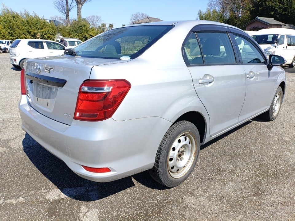 TOYOTA COROLLA AXIO