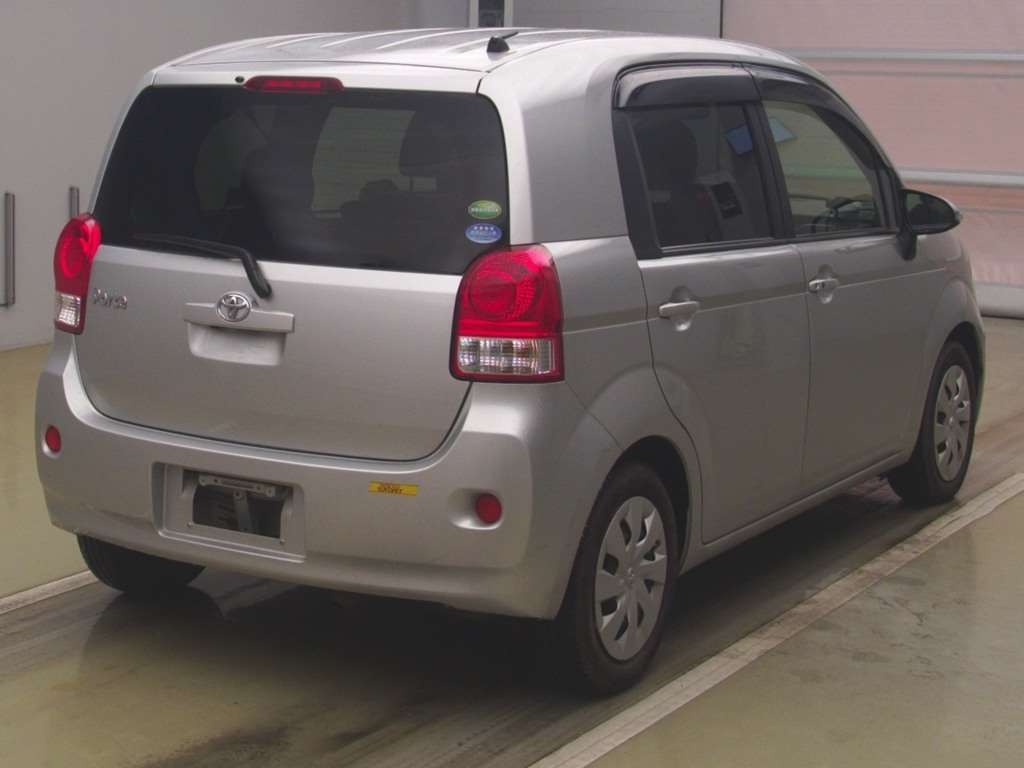 TOYOTA PORTE