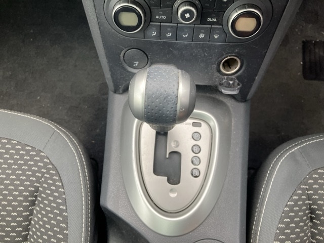 NISSAN DUALIS