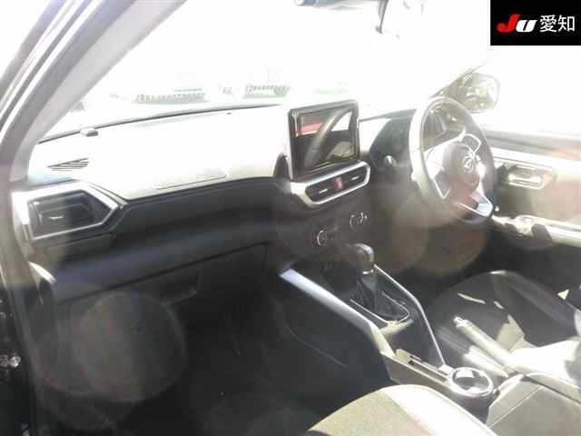 DAIHATSU ROCKY