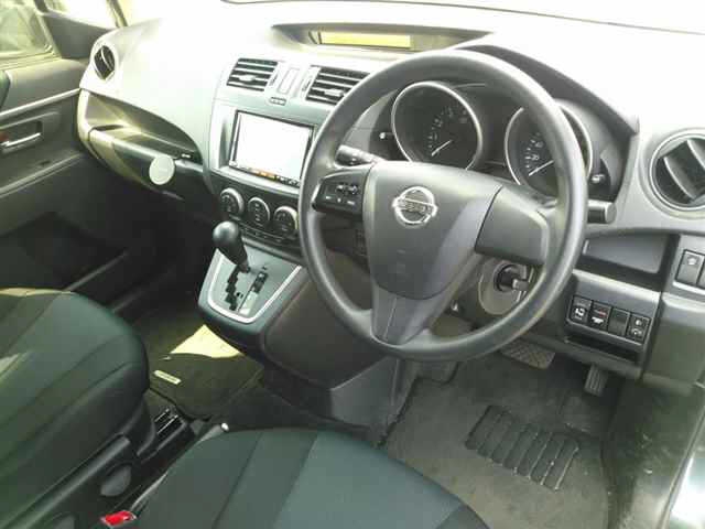 NISSAN LAFESTA