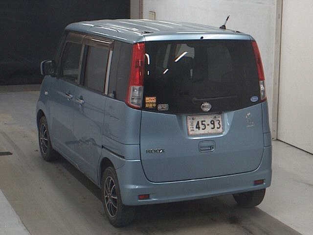 NISSAN ROOX