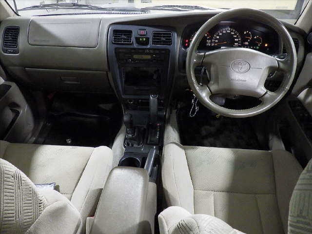 TOYOTA HILUX SURF