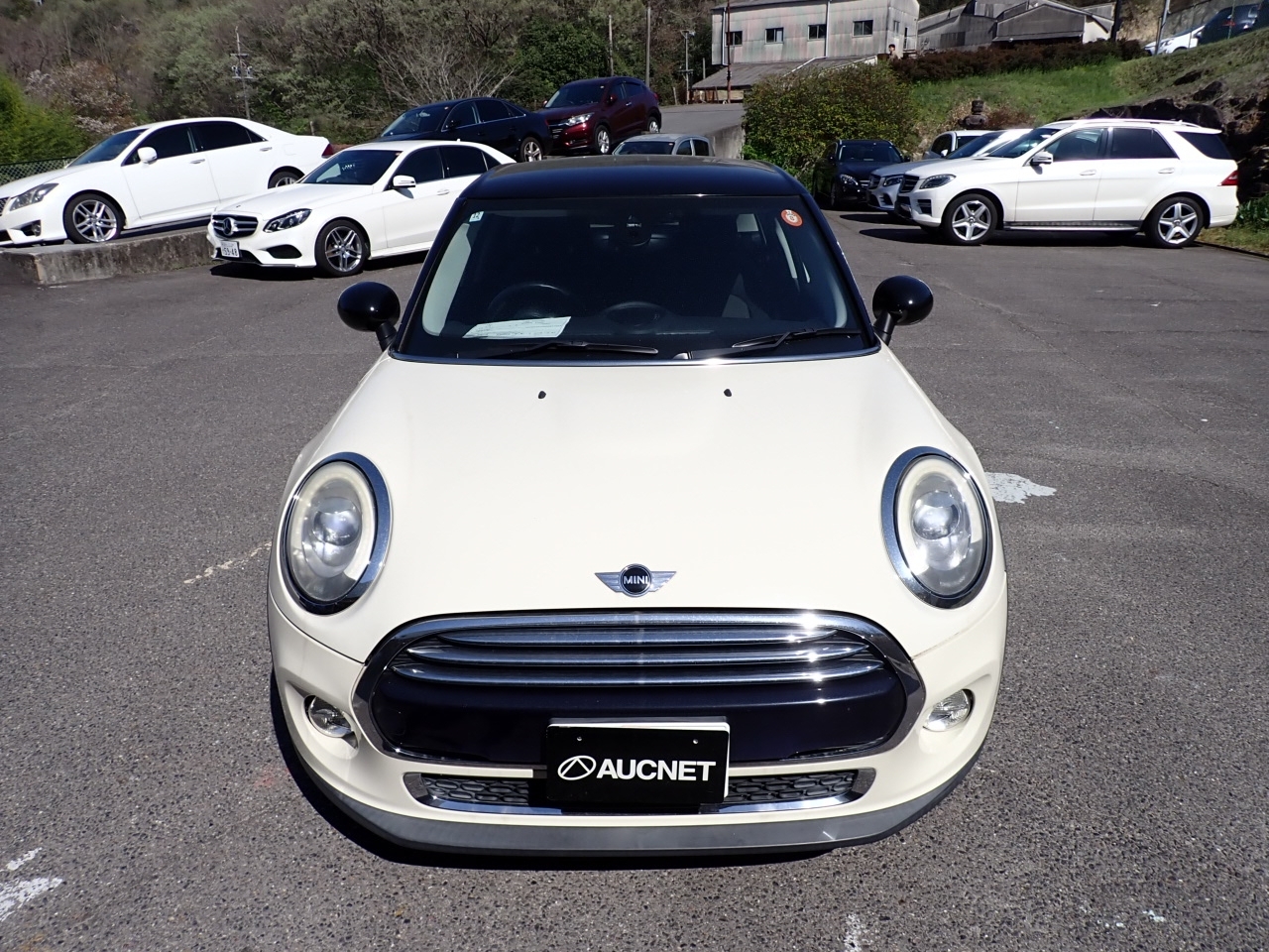 MINI HATCH