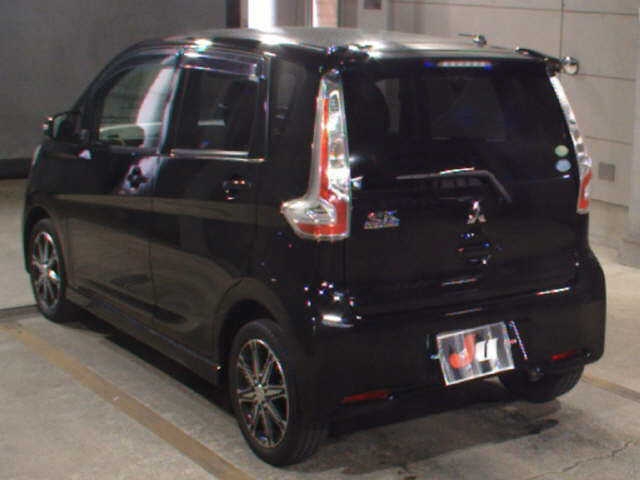 MITSUBISHI EK CUSTOM