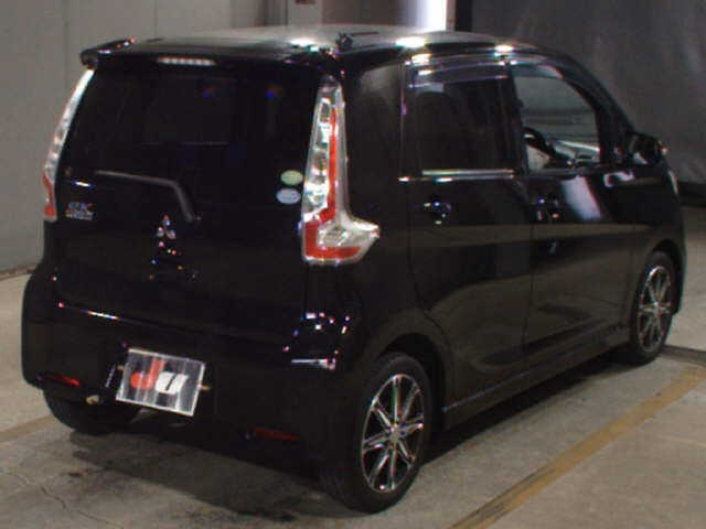 MITSUBISHI EK CUSTOM