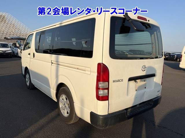 TOYOTA REGIUS ACE
