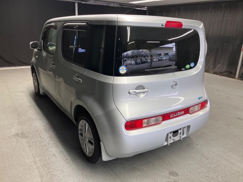 NISSAN CUBE