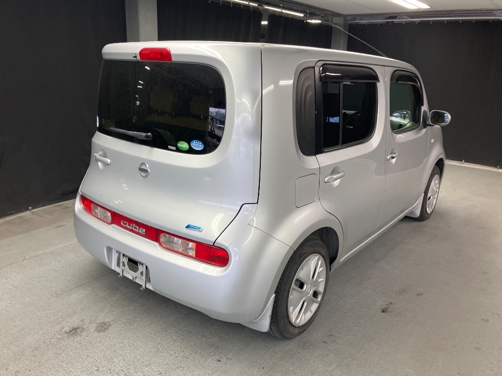 NISSAN CUBE