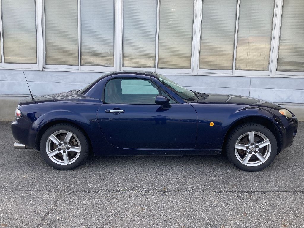 MAZDA ROADSTER