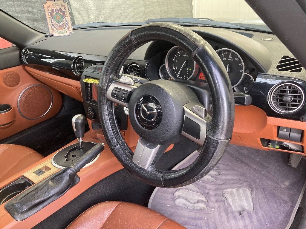 MAZDA ROADSTER