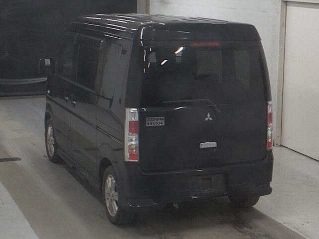 MITSUBISHI TOWN BOX