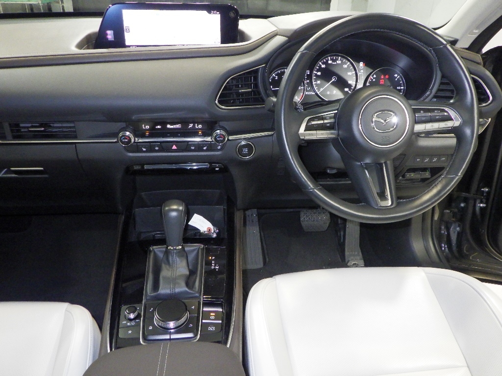 MAZDA CX-30