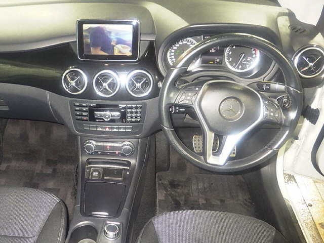 MERCEDES-BENZ B-CLASS